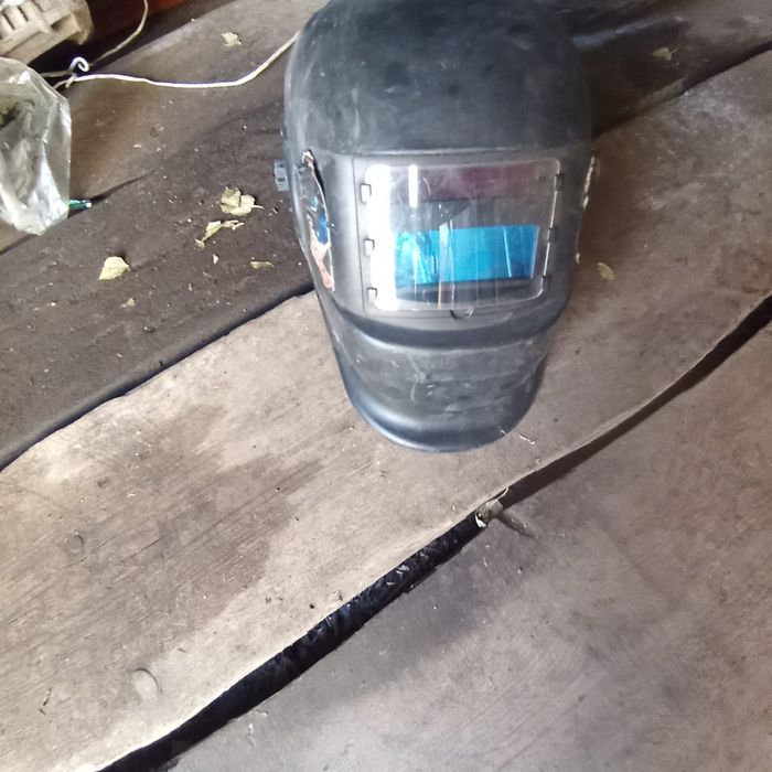 Продам сварочный шлем