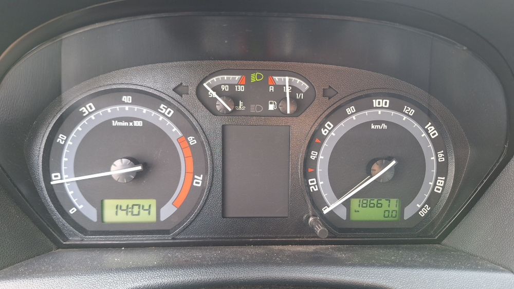 Scoda Fabia 1.2 benzină URGENT!