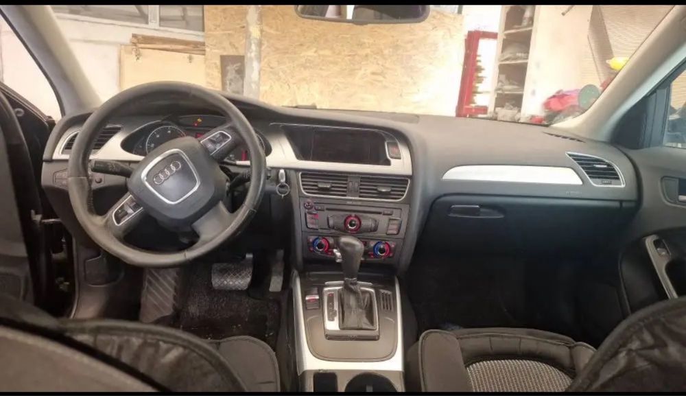 Audi a4 b8 2.0d 2008