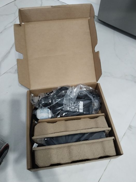 Продам док станцию DELL-WD22TB4