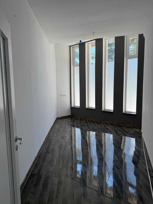 Spatiu comercial de inchiriat in zona centrala