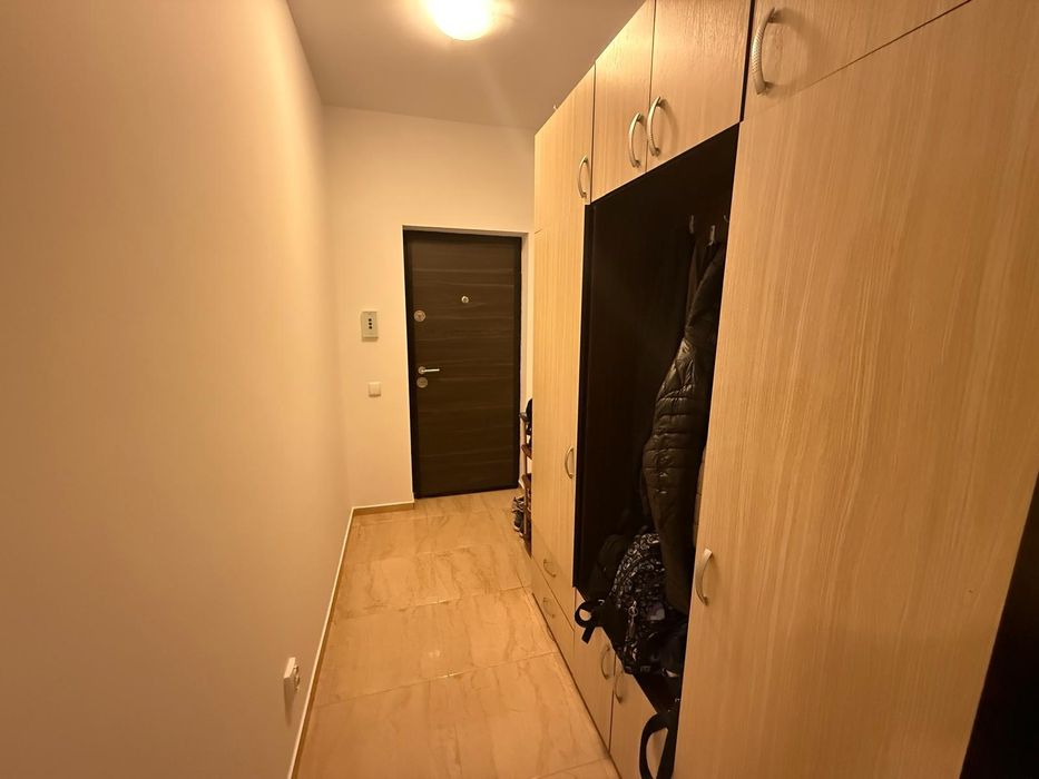 Vand apartament 2 camere Sub Cetate