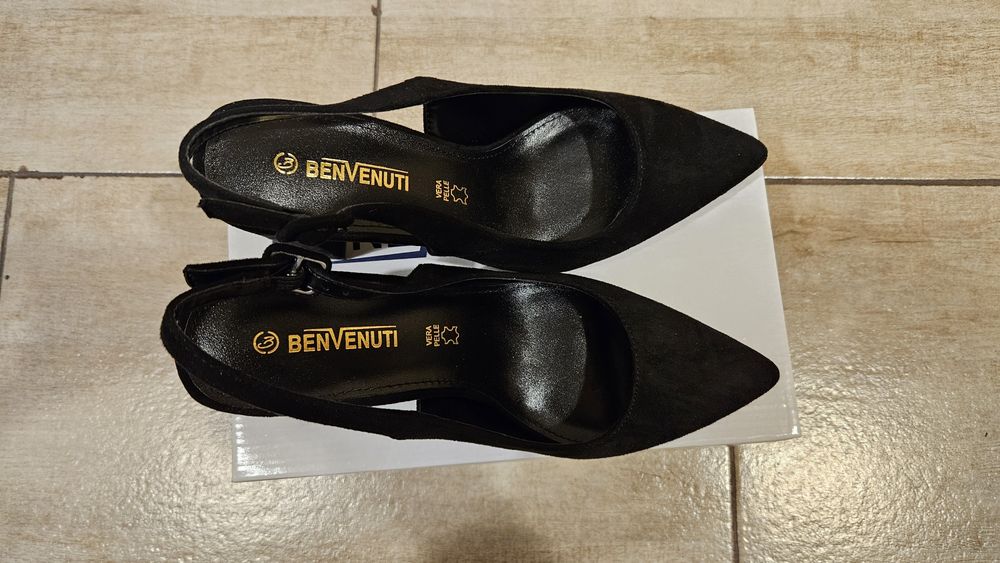 Pantofi cu Toc nepurtati mrimea 40