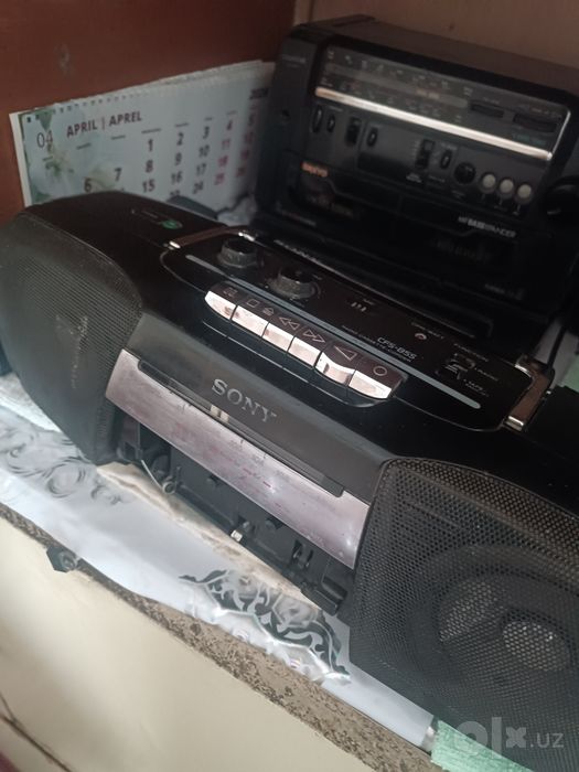 Продаются магнитофон SONY