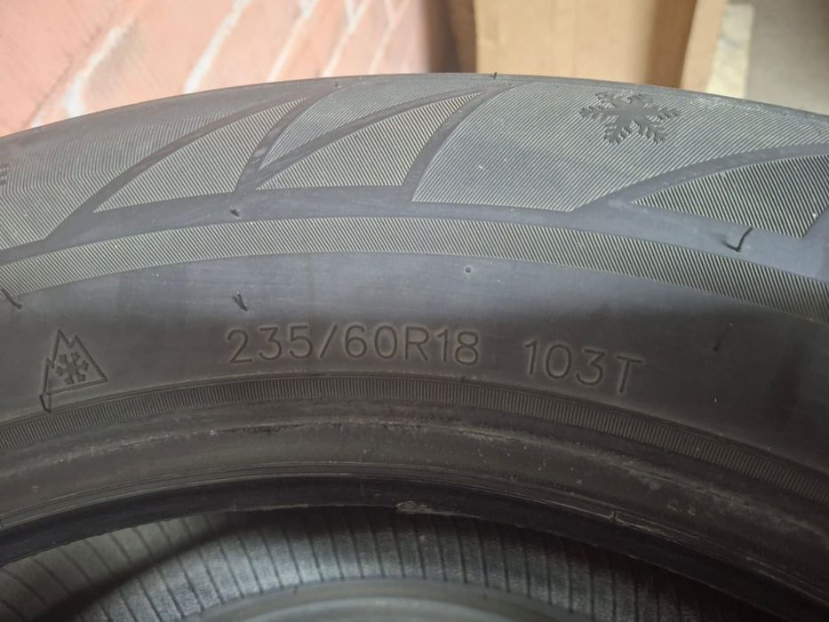 Зимние шины R18 шипы