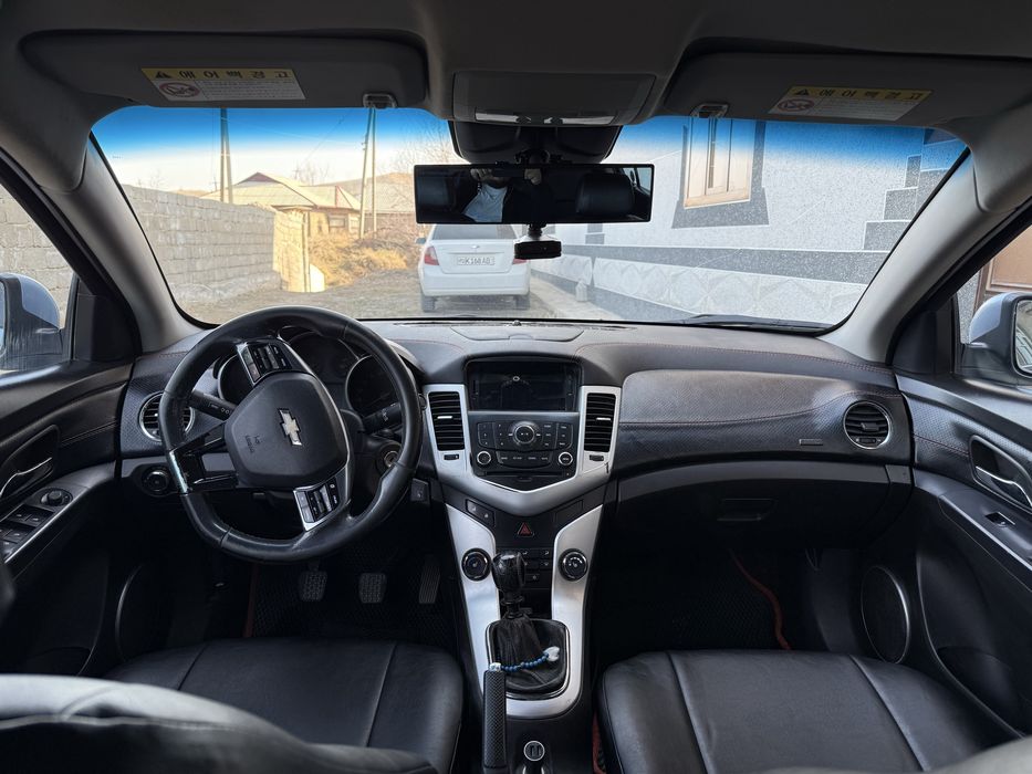 Lasetti cruz metani bor