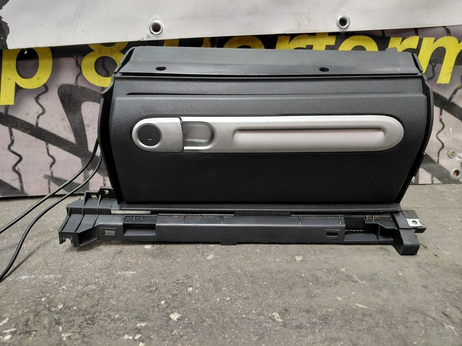 Torpedou acte cu USB Smart Fortwo 451