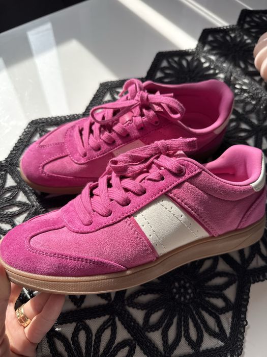 Маратонки тип Самба на Зара