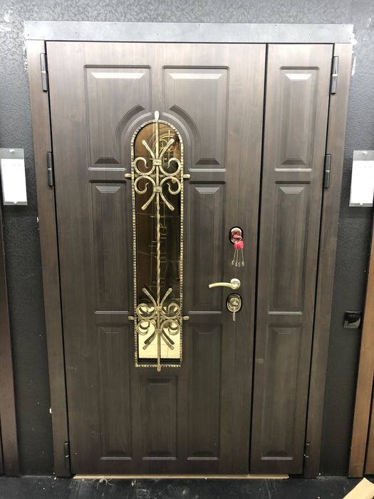 Входные двери 120-125 см Двухстворчатые