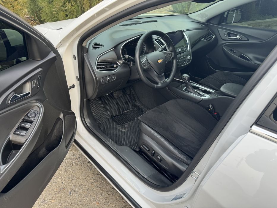 Malibu 2 sotiladi. Motor 2.0 L. turbo. 20.200 y.e