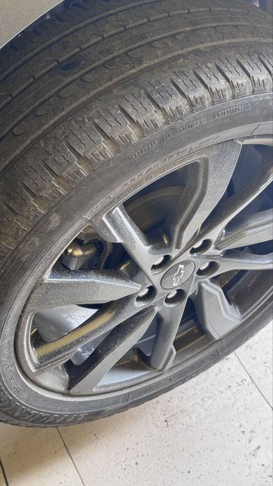 Б/у Шины Goodyear Efficientgrip 235/50 R19