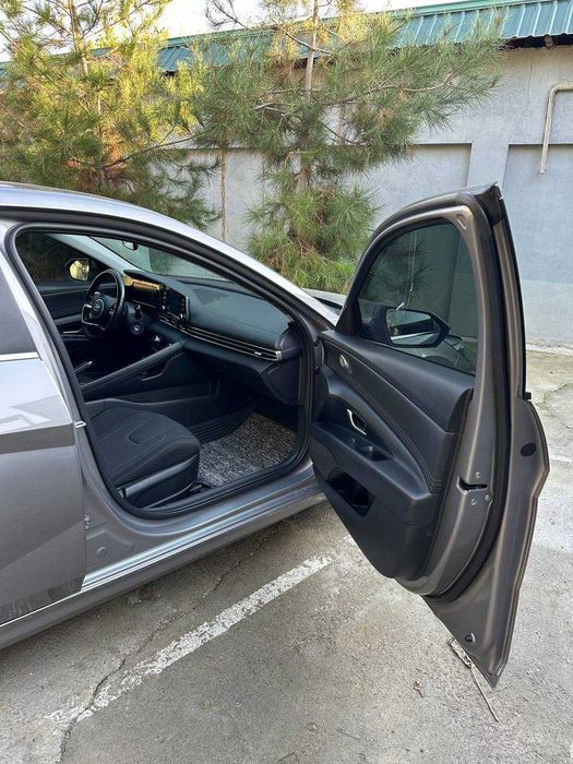 Avtomabil Hundai Elantra