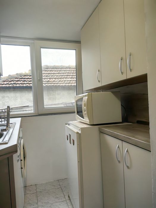 Дава се под наем Едностаен апартамент в Варна, Христо Ботев - 25 кв.м за 219.3 € - Снимка #1