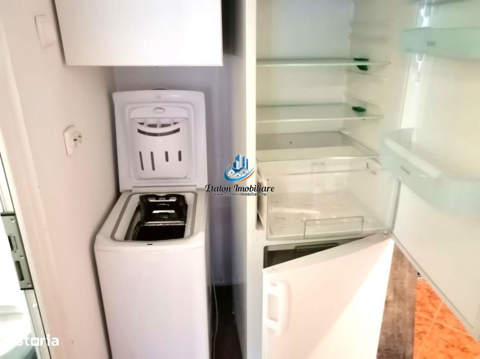 Apartament 2 camere decomandat, etaj 2, Bloc 1986, Precista