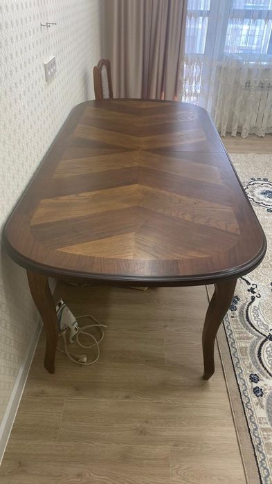 Стол для гостей 2,5 метра длиной