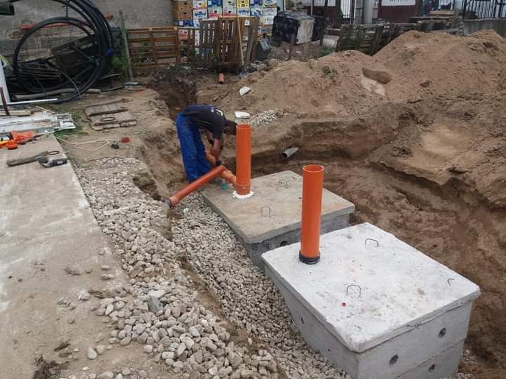 Цялостно изграждане на септични ями,преливник.