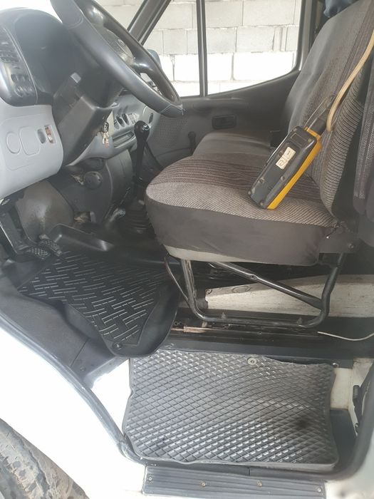 Ford Transit basculabil trilateral