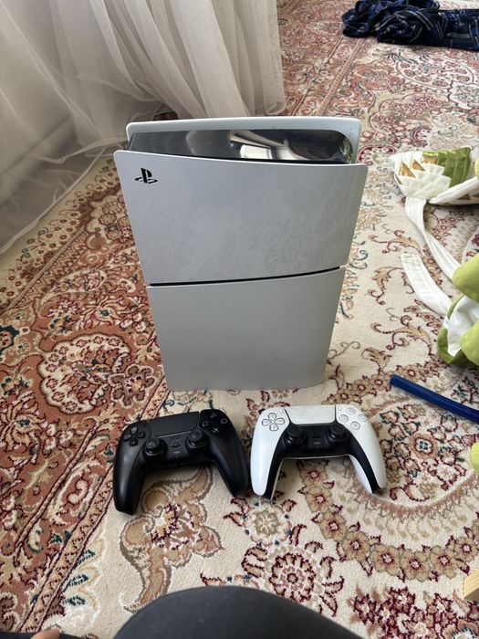 Продам Playstation 5