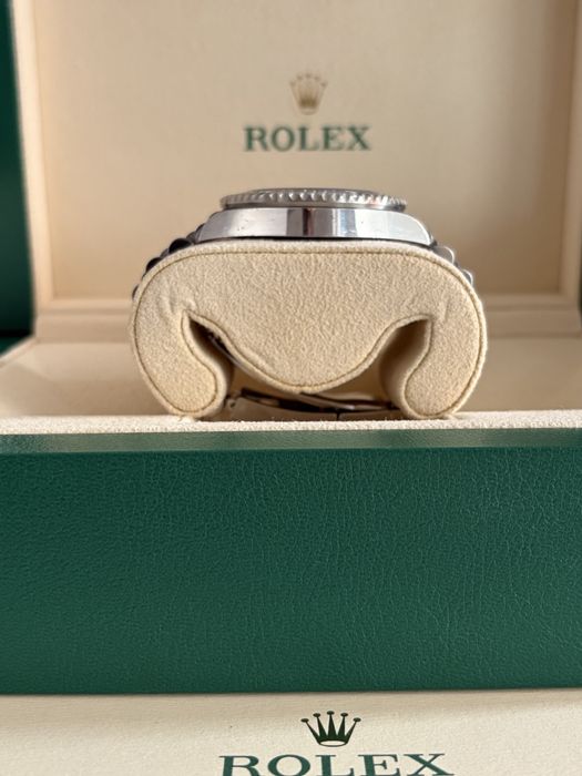 Rolex GMT-Master 2 “Batgirl Jubilee 40MM