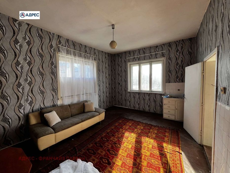 Къща в Плевен, област-с.Писарово площ 140 цена 18000