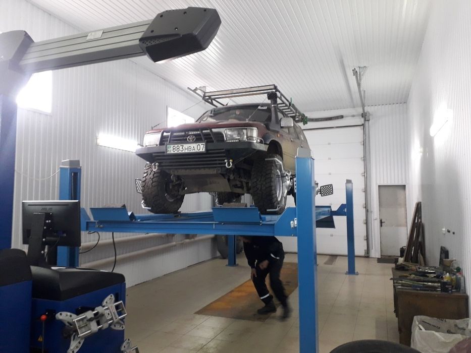 Развал схождения 3д . Шиномонтаж