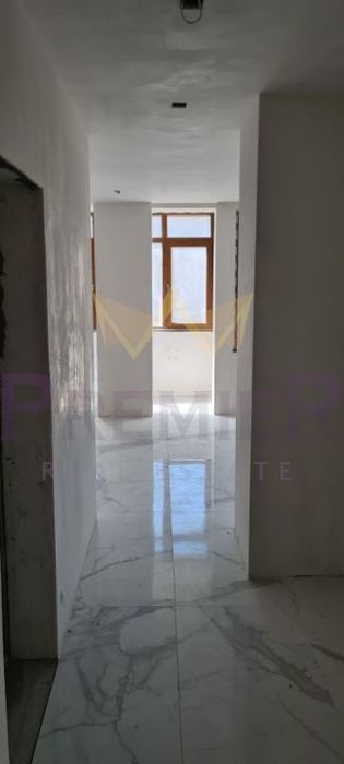 Продава се Четиристаен апартамент в Провадия - 140 кв.м за 438 €/кв.м - Снимка #6