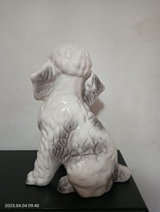 Cățel porțelan vechi