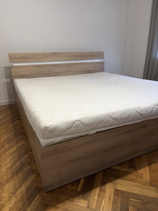 Спалня (рамка за спалня)