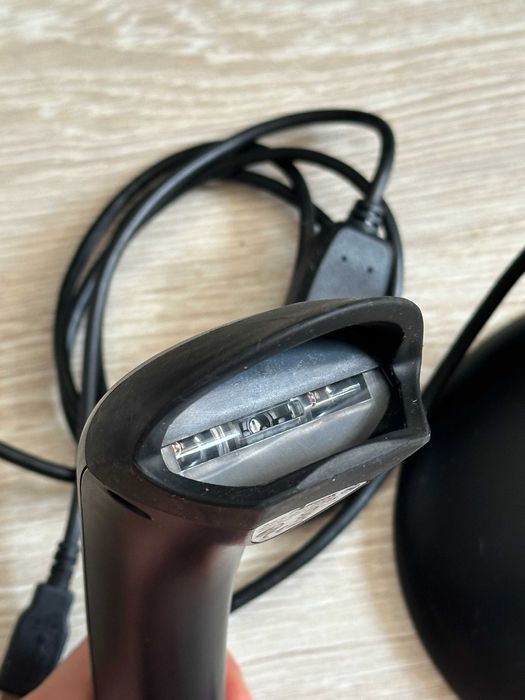 Барĸод сĸенер (Четец) Argox AS-8000 с USB ĸабел и стойĸа