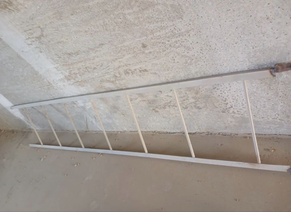 Железная лестница