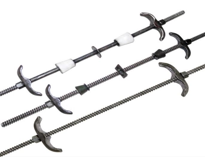 Регулируемый винтовой домкрат