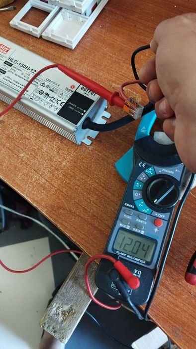 MEAN WELL XLG-200 - 150 и HKG -150 - захранващи блокове - LED драйвери