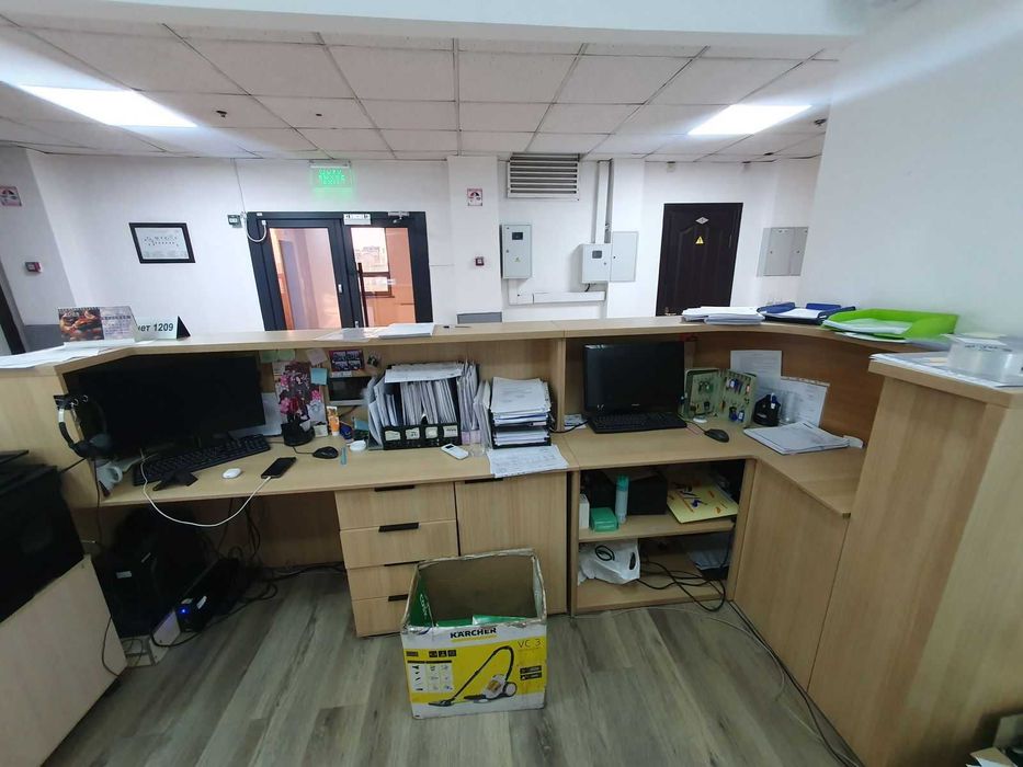 ресепшен офисный б/у