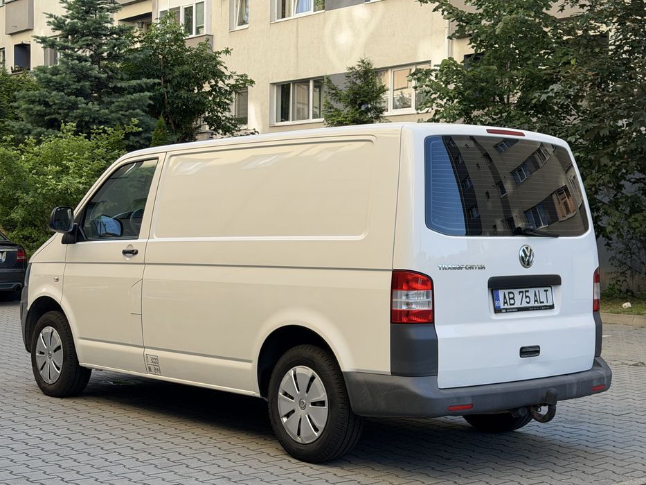 VOLKSWAGEN Transporter 2022 — imagine 4