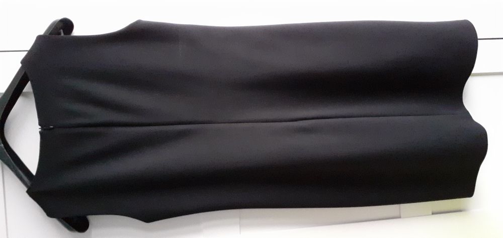 DIKA елегантна рокля