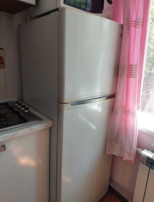 Продам холодильник лдж