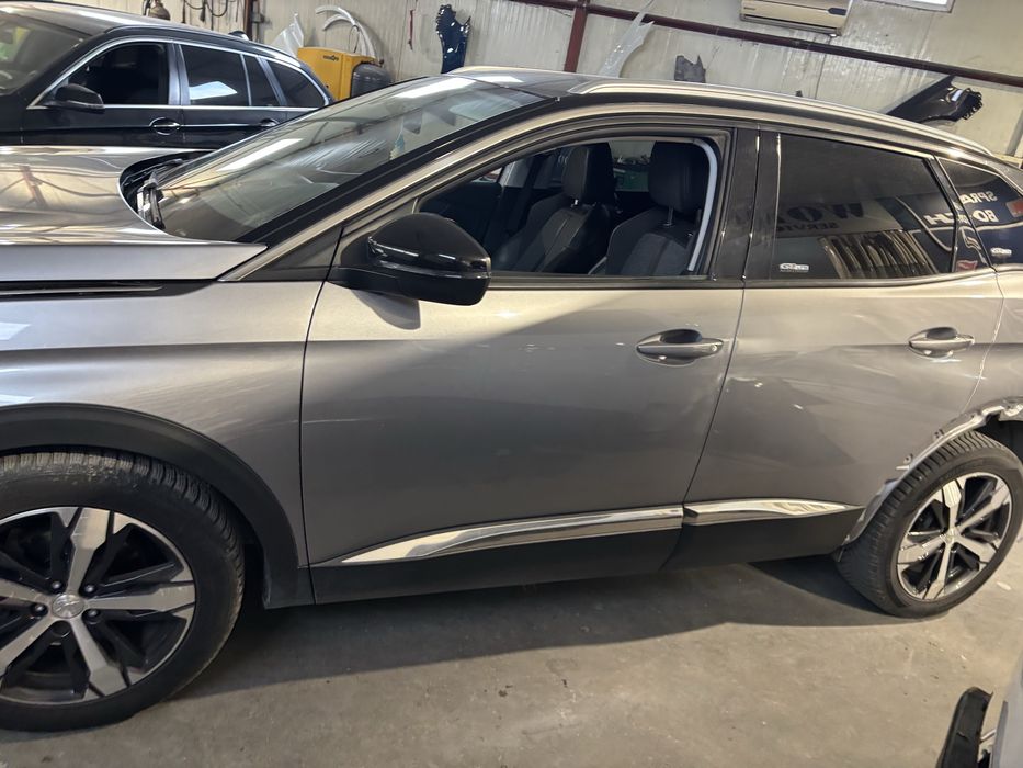 Usa stanga fata / spate Peugeot 3008 2019