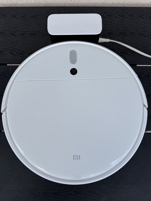 Robot aspirator Xiaomi Mi Vacuum Mop – aspiră