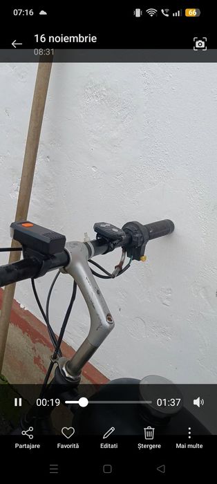 Bicicleta cu motor 100 cc