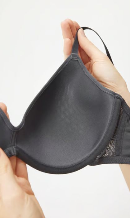 Тъмен сутиен Astratex