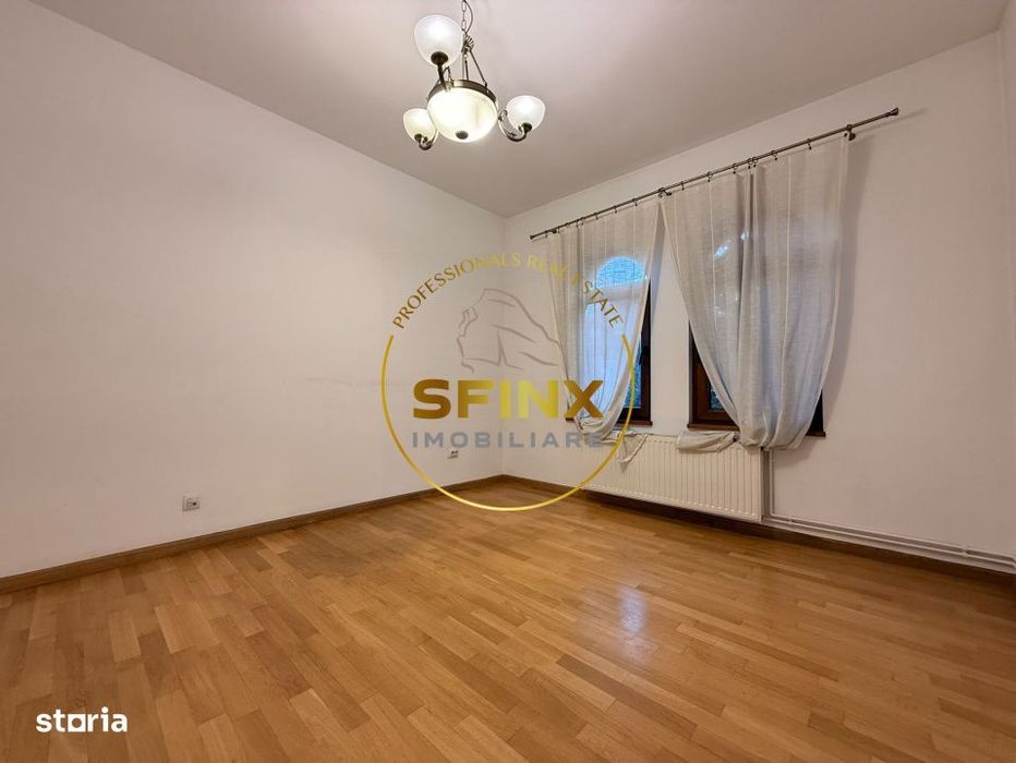 Vila individuala Decebal/ Piata Alba Iulia/ 5 camere/ curte/  ideal bi