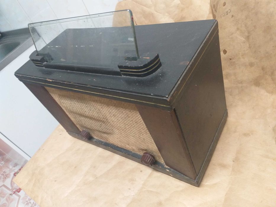 Radio romanesti vechi, antichitati