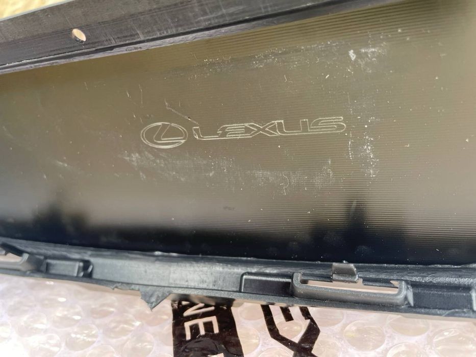 Бампер передний на Лексус ЕС 15-18