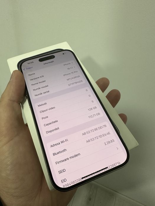 Vând iPhone 15 Pro