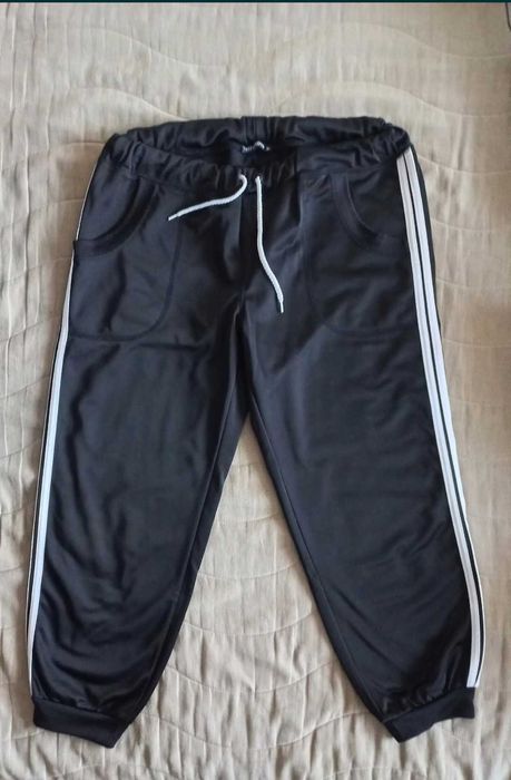 Три модела дамски панталони - размер М