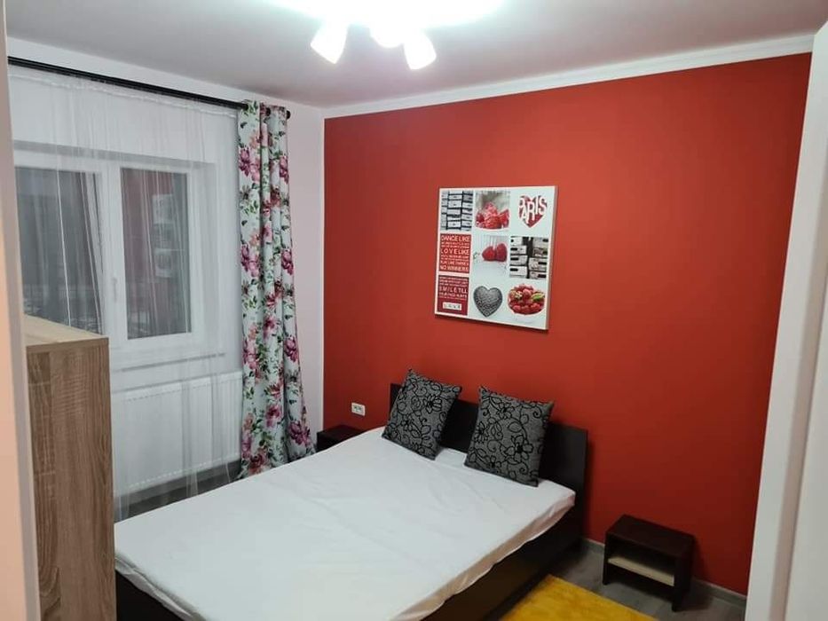 Duplex de închiriat Moșnița Nouă, 3 camere, curte