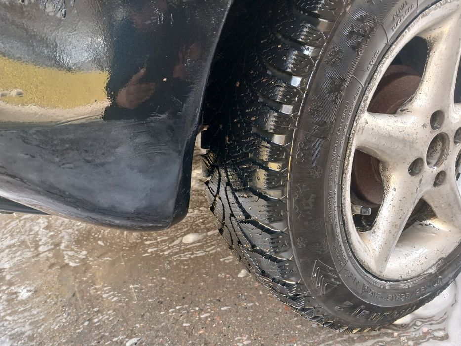 Мазда 323 ва ...