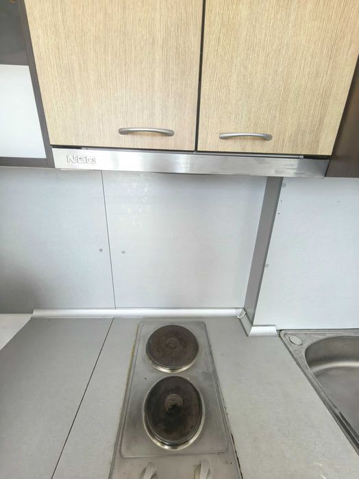 Кухня с котлон и мивка 100 евро