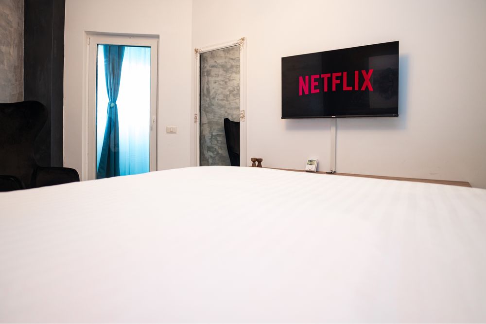 Apartamente moderne Militari-Chiajna Regim Hotelier Netflix & parcare