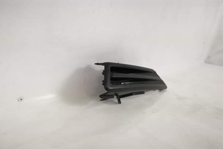 Grila Proiector Stanga Originala In Stare Buna Land Rover  Discovery